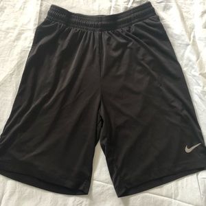 Nike Men’s Team Fly Dri-Fit Shorts